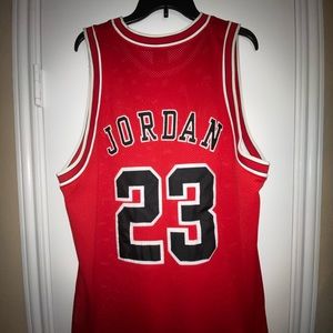 Michael Jordan Chicago Color-way Jersey size L
